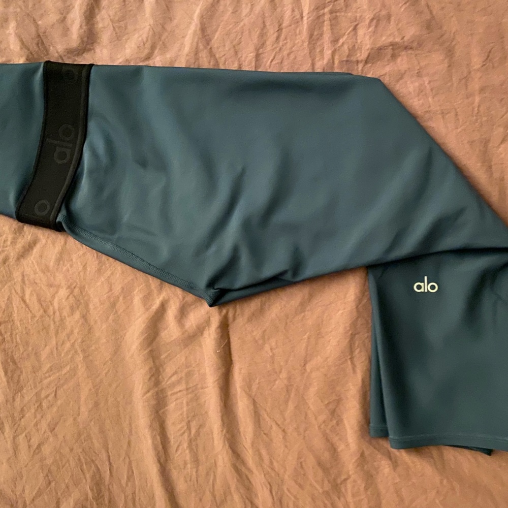 Alo workout pants